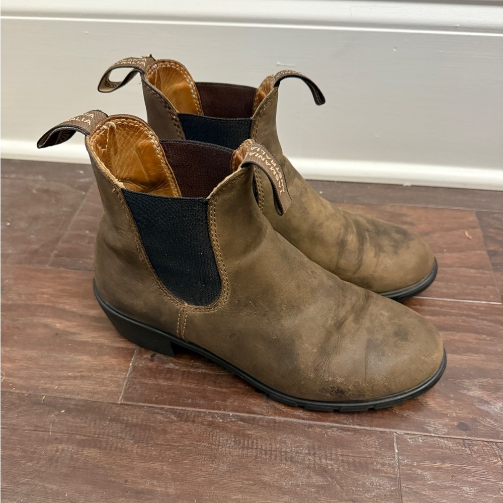 Blundstone #1677 Women's Heeled Boots Sz 8.5